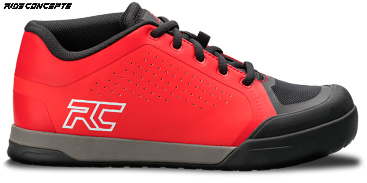 Vista laterale di una scarpa per mtb Ride Concepts Powerline 2020 in colorazione rossa e grigia