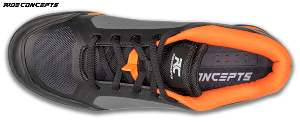 Vista superiore di una calzatura per mountain bike Ride Concepts Powerline 2020 in colorazione arancio e grigio