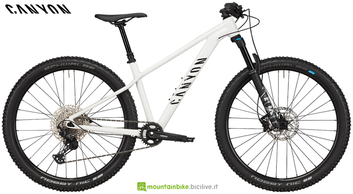 La nuova mountainbike front suspended Canyon Grand Canyon 8 WMN 2021