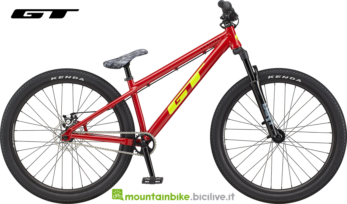 La nuova mountainbike da dirt GT La Bomba 2022