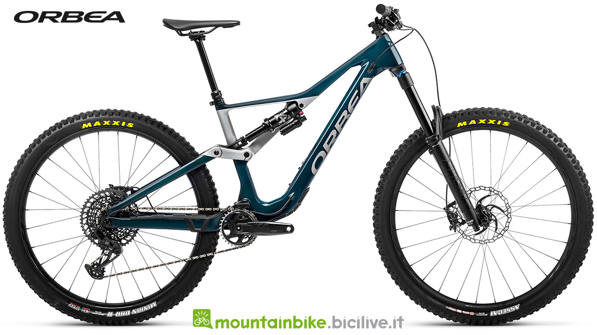 La nuova mountainbike biammortizzata Orbea Rallon M10 2022