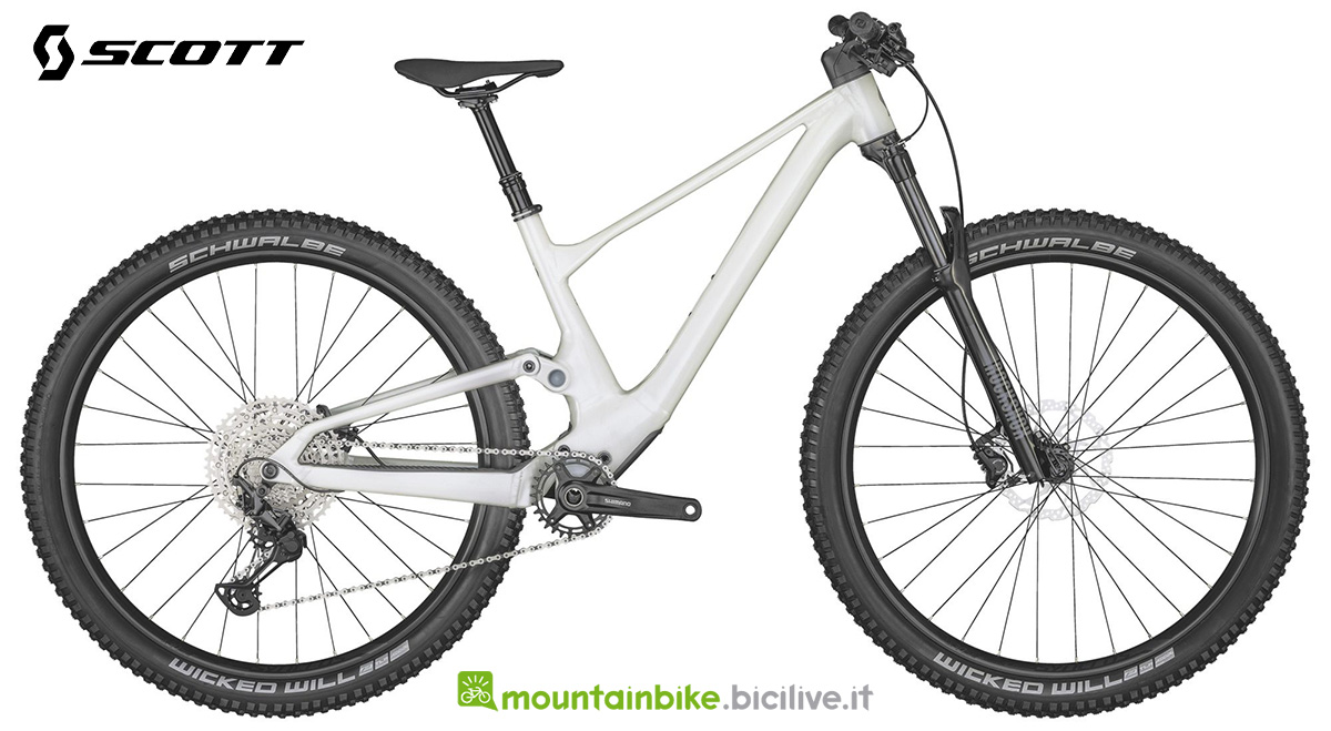 La nuova mountainbike biammortizzata Scott Contessa Spark 930 2022