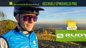 Foto di Claudio Riotti durante il test degli occhiali da MTB Rudy Project modello Spinshield PRO