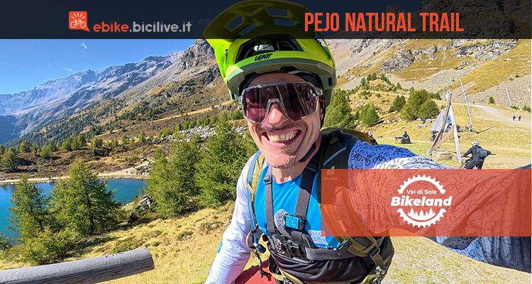 Foto di Claudio Riotti durante la perlustrazione dei sentieri in Val di Pejo.